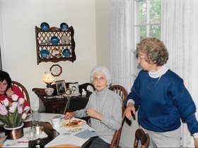 1991 May 3, Gma's 87th birthday.jpg